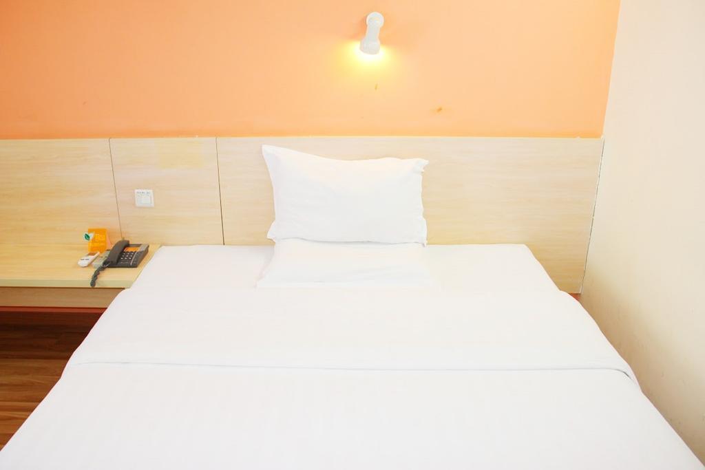 7Days Inn Guangzhou Xinshi Exteriör bild