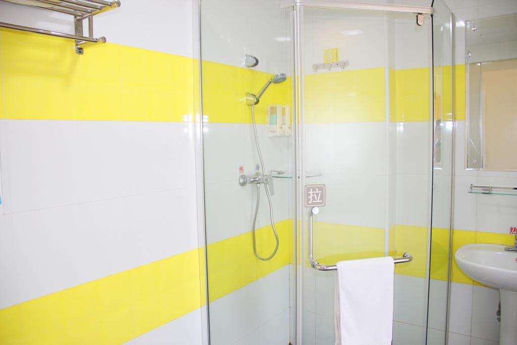 7Days Inn Guangzhou Xinshi Exteriör bild